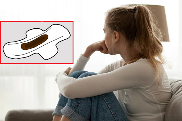 Quan hệ bị ra máu đen là bị gì? Có nguy hiểm không?